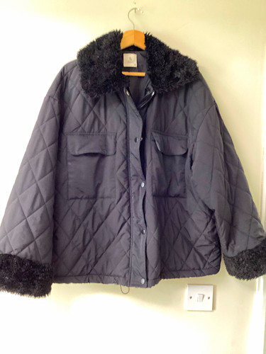 Black quilted jacket faux - tu,