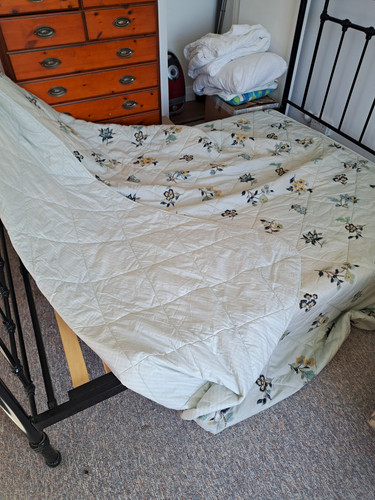Quilted floral quilt - quilted,